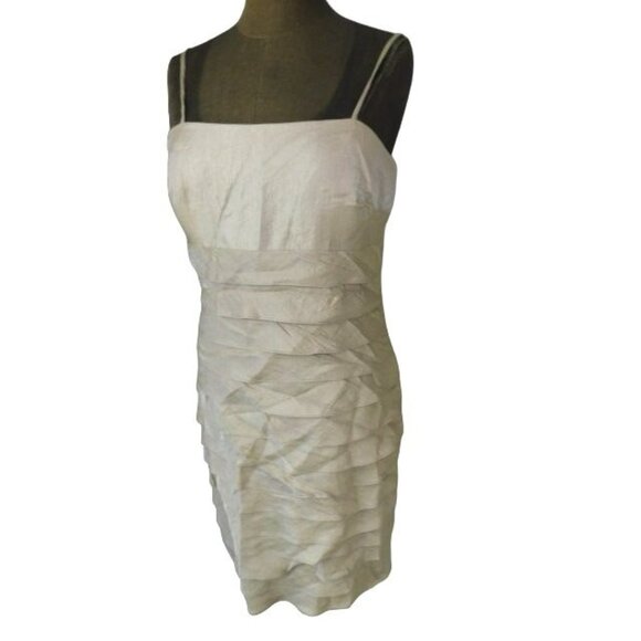 Jessica Howard Size 10 Gold Tiered Evening Cocktail Dressy Dress - Picture 2 of 3